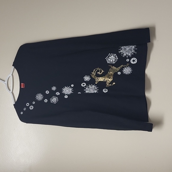 Long sleeves black shirt in extra large - Picture 1 of 16